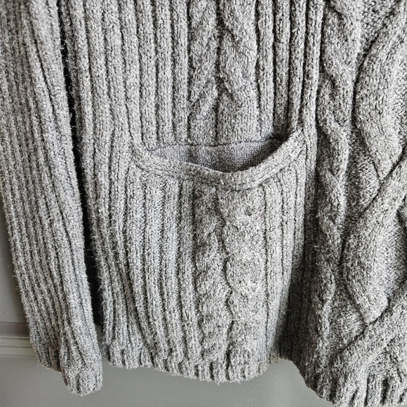 Abercrombie and Fitch Sweater Women’s XS Mock Turtleneck Cable Knit Gray - Picture 5 of 10
